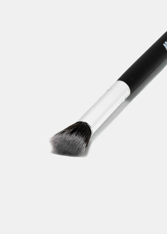 The F2 & E102 Kabuki Brush Duo