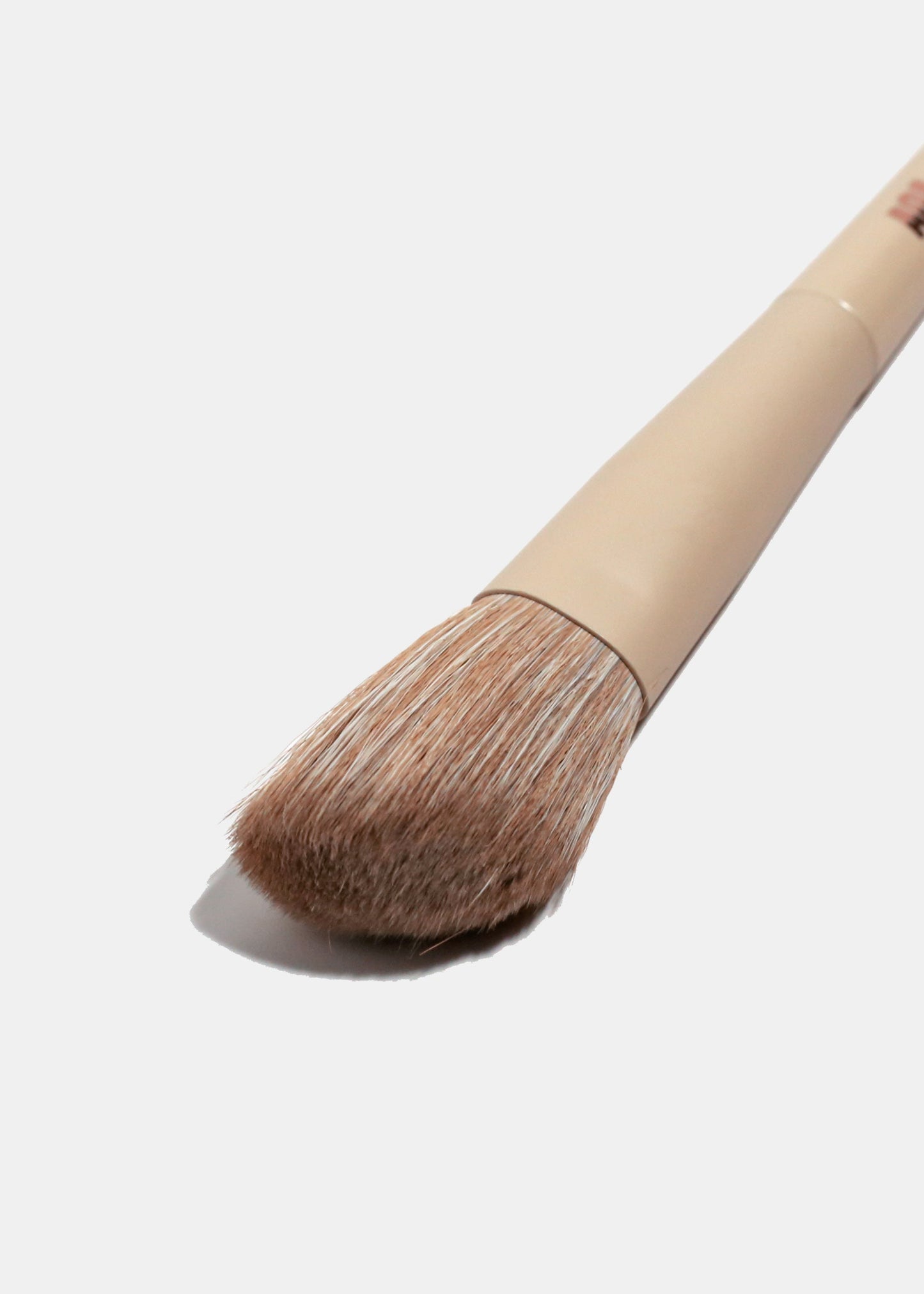 AOA Hero Single Brush – F14 Contour or Bronzer Brush