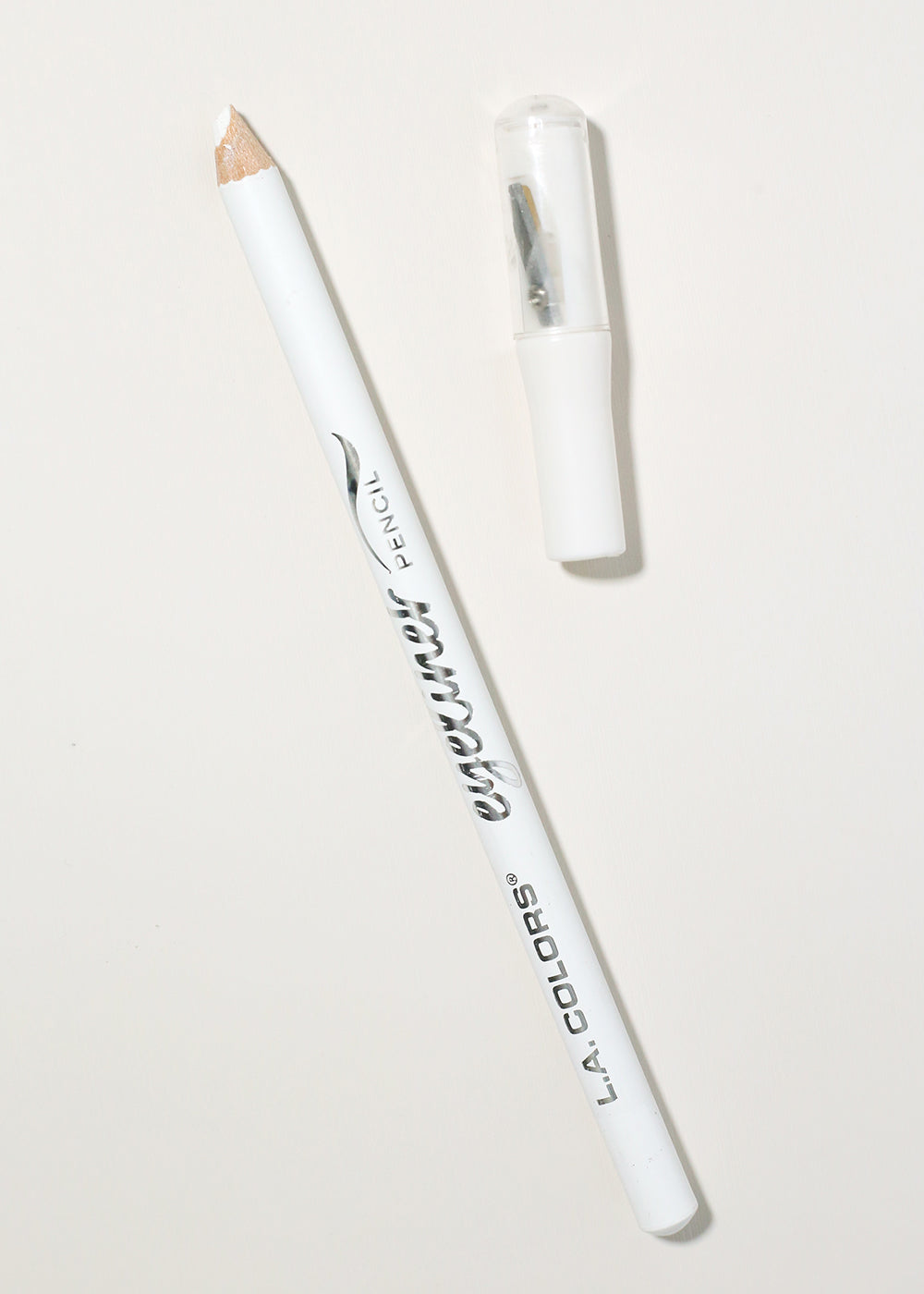 On Point Eyeliner Pencil w/built-in Sharpener - White