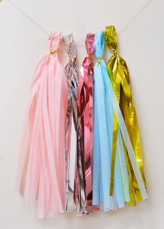 Official Key Items- Metallic Wall Tassel Set