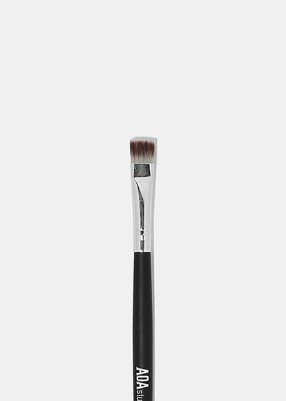 E115: Flat Definer Brush