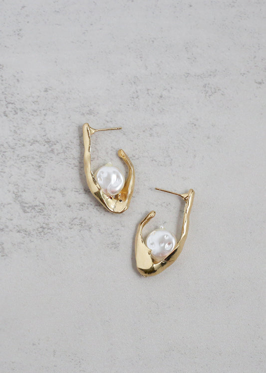 Modern Textured Pearl Dangle Earrings