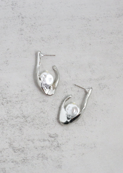 Modern Textured Pearl Dangle Earrings
