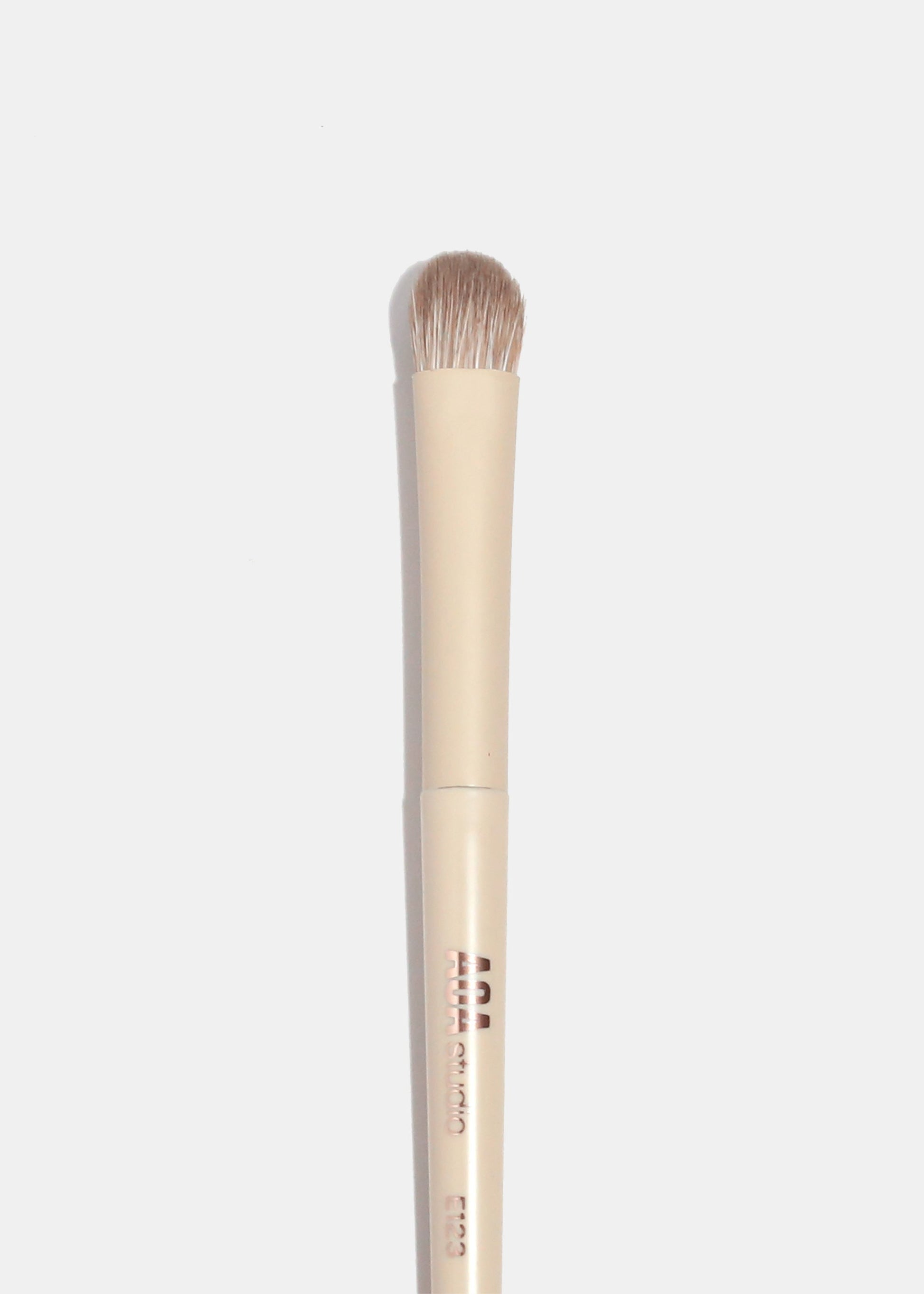 AOA Hero Single Brush – E123 Eyeliner Blending Brush