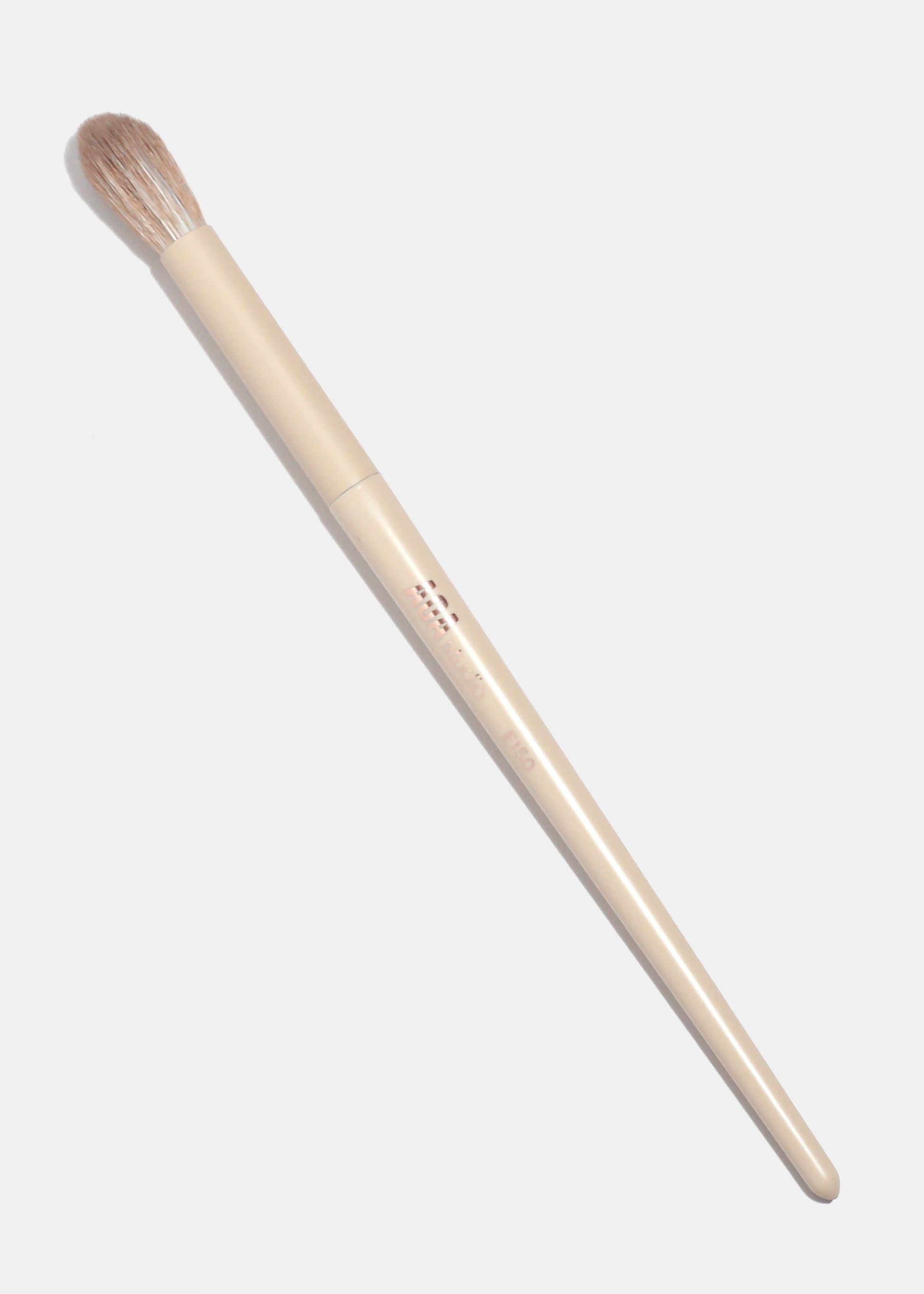 AOA Hero Single Brush – E150 Blending or Concealer Brush