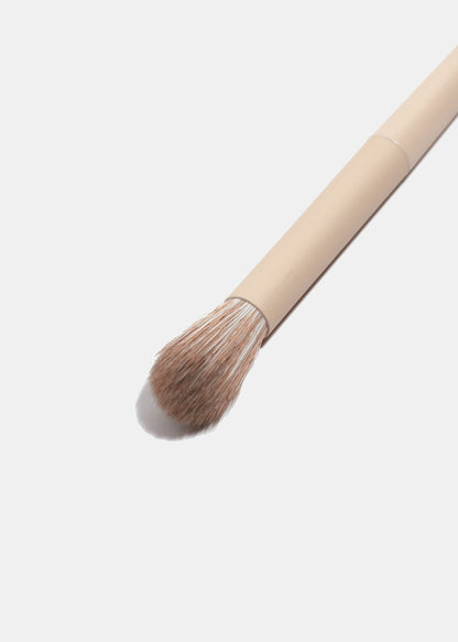 AOA Hero Single Brush – E150 Blending or Concealer Brush