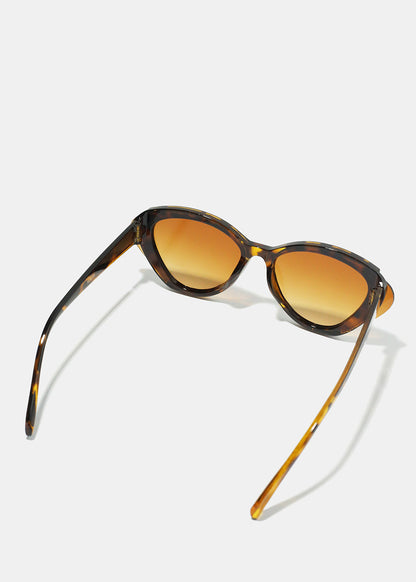 A+ Unique Overlapping Glass on Frame Shades