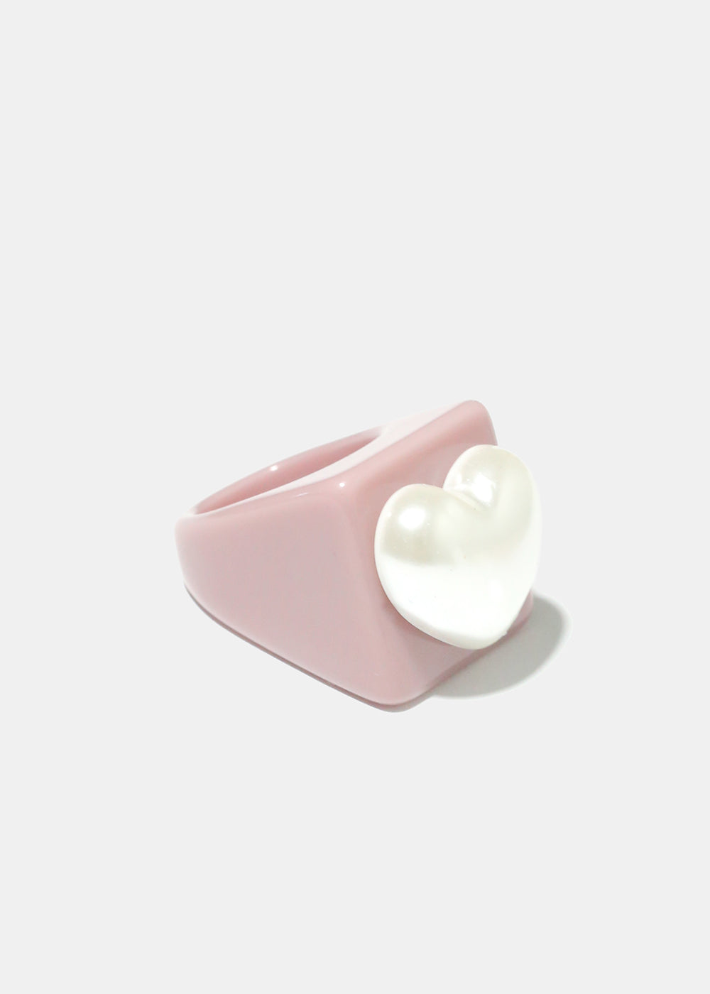 Neutral Pearl Heart Ring