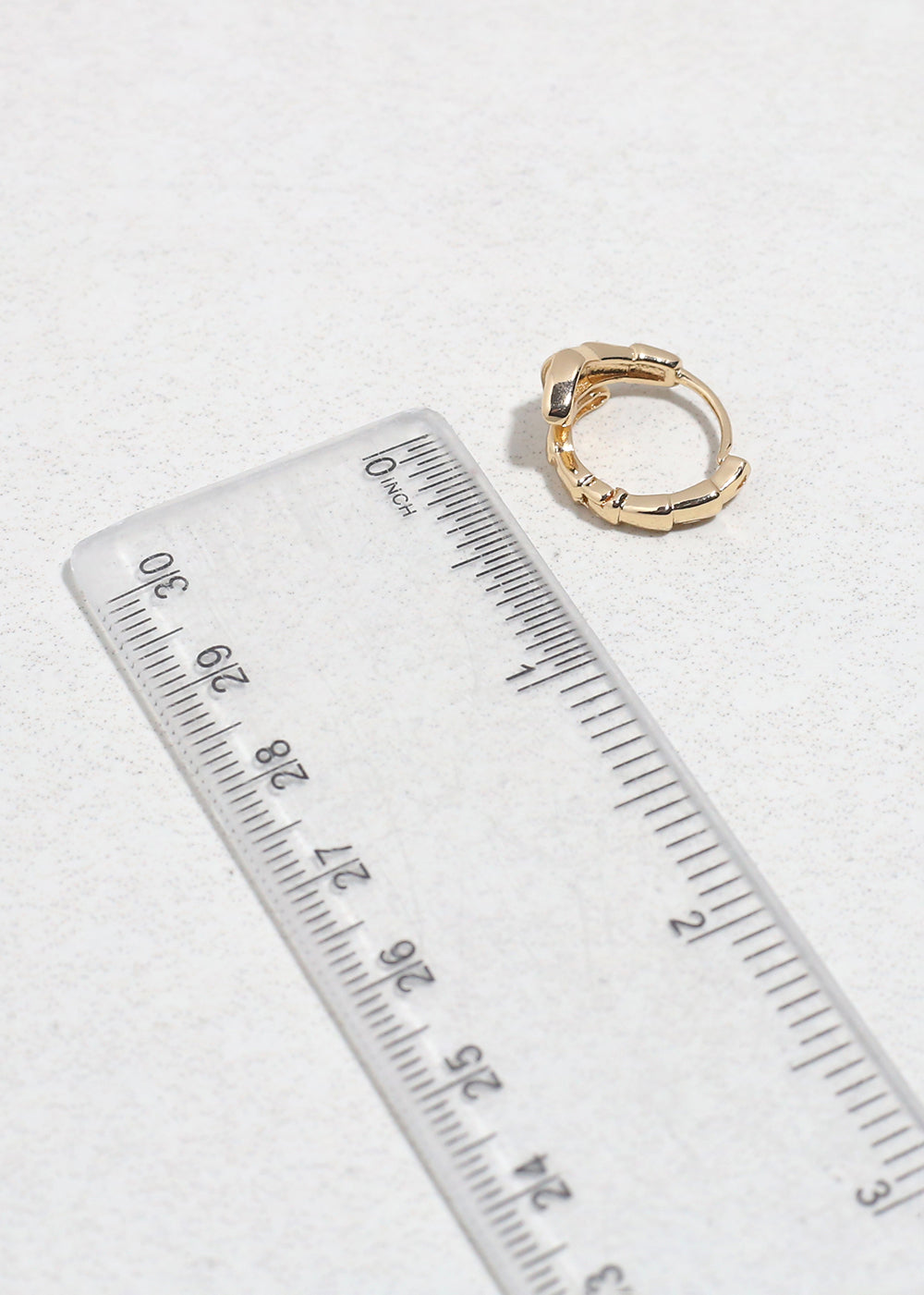 Snake Curve Huggie Earrings