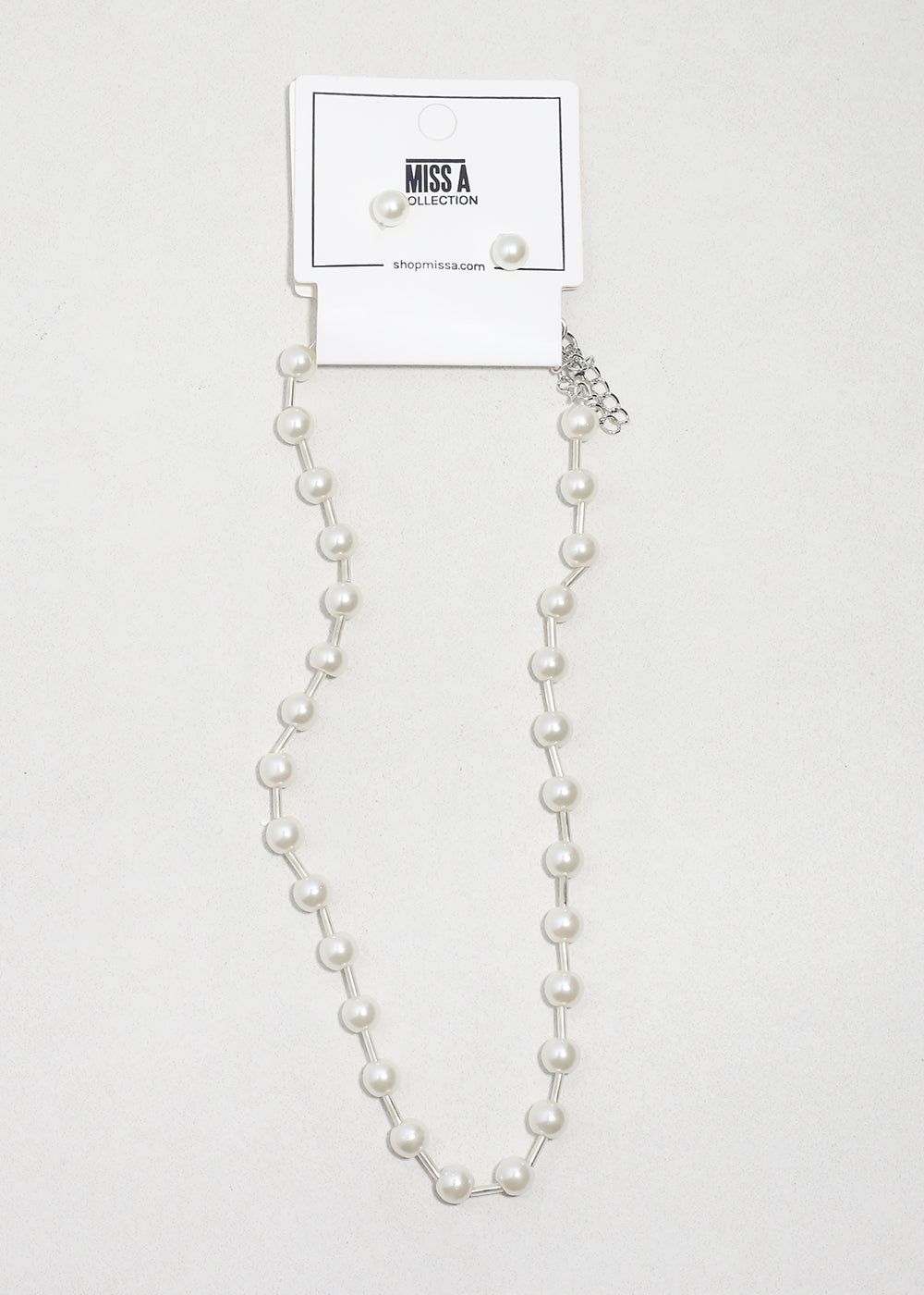 Everly Pearl Set
