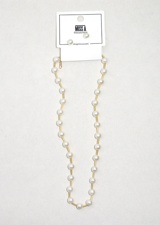 Everly Pearl Set